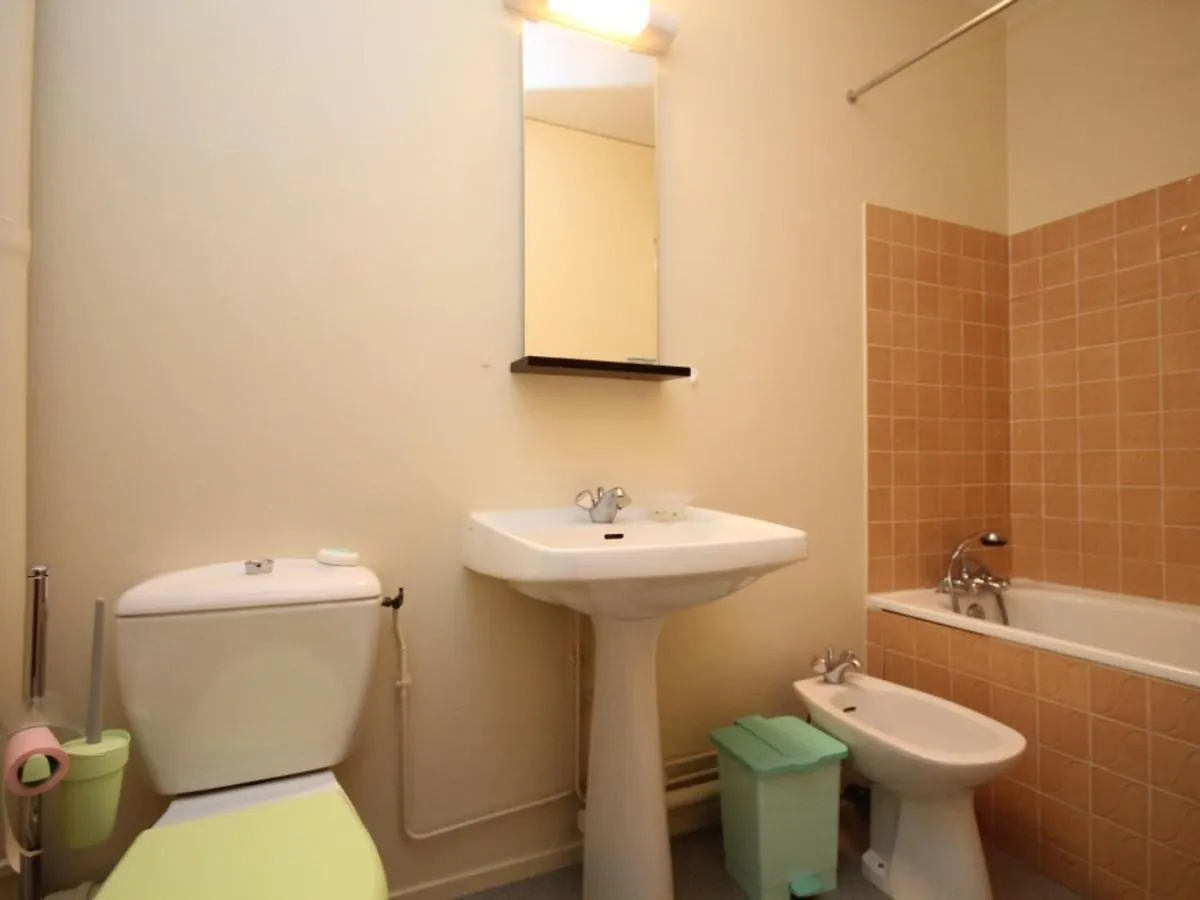 Mont Dore: T2 Avec Balcon Et Parking Prive - Fr-1-608-136 0*, Le Mont-Dore France