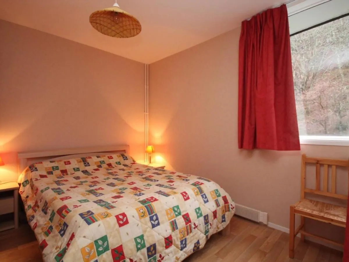 Apartment Mont Dore: T2 Avec Balcon Et Parking Prive - Fr-1-608-136